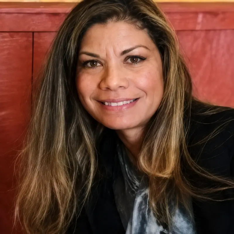 Portrait of Summer Thomas-Reed, founder of Great Commission Studios